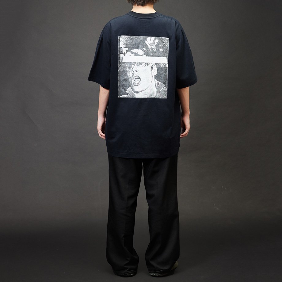 AK5 / AK5 Monochrome Print T-shirt / Yabiku Collage