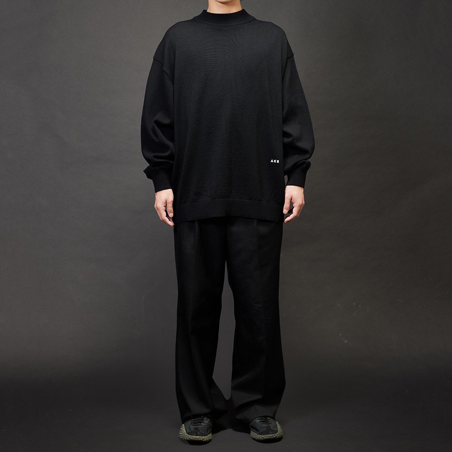 AK5 / AK5 Monochrome Print Mock Neck Knit / Yabiku Collage | AK5 | BIN