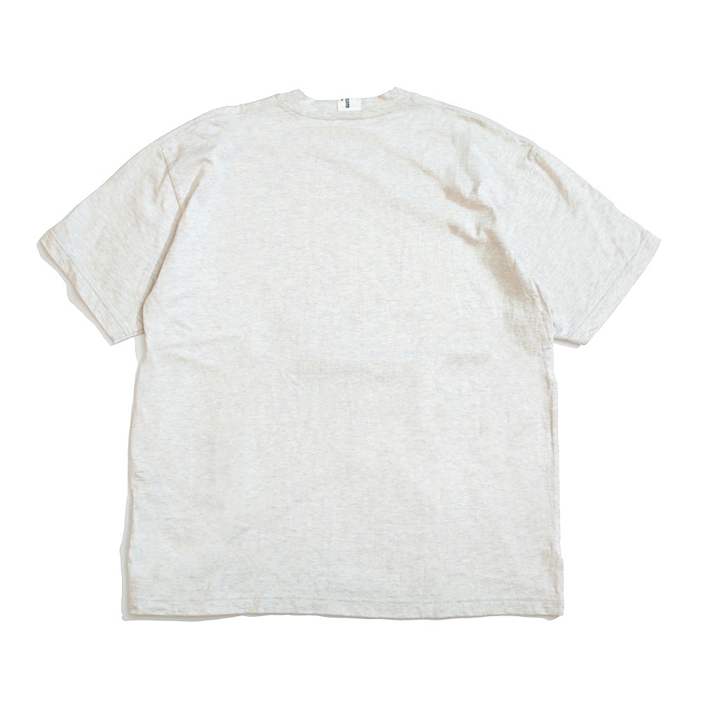 SOUNDS AWESOME / YO LA T T-shirt