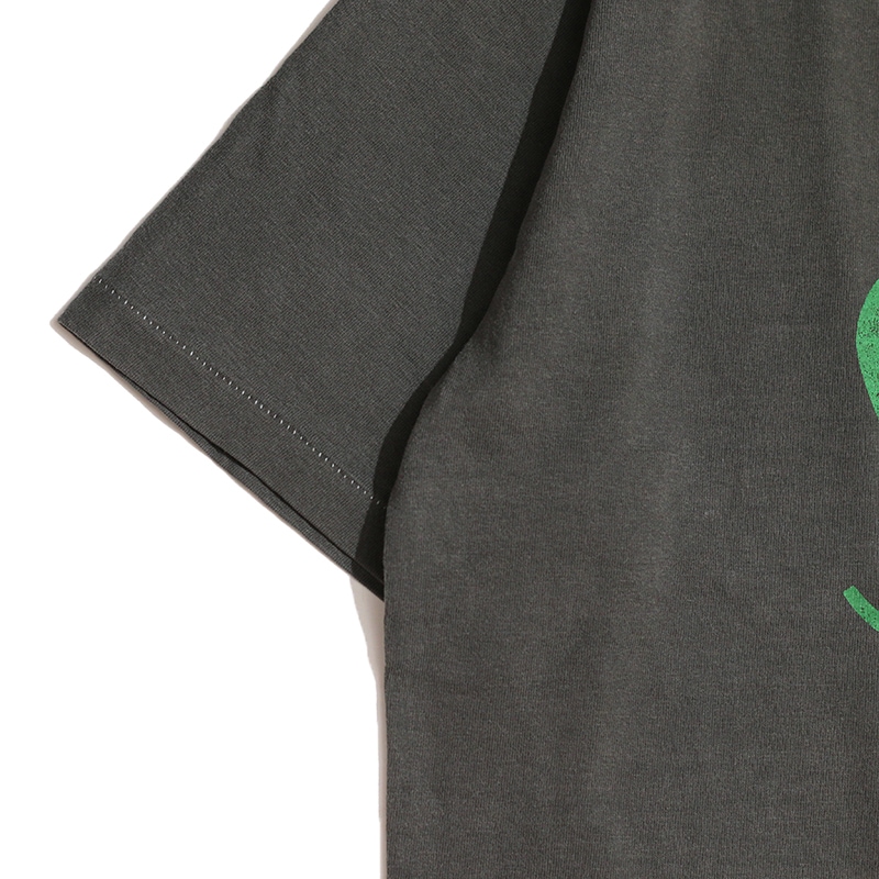 Graphic Tee / Pigment Logo Print T-shirt