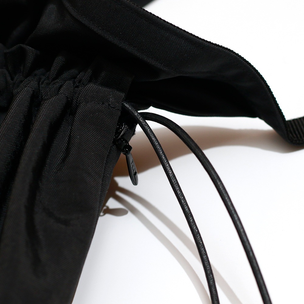 TAS BIG RED CROSS APRON BAG