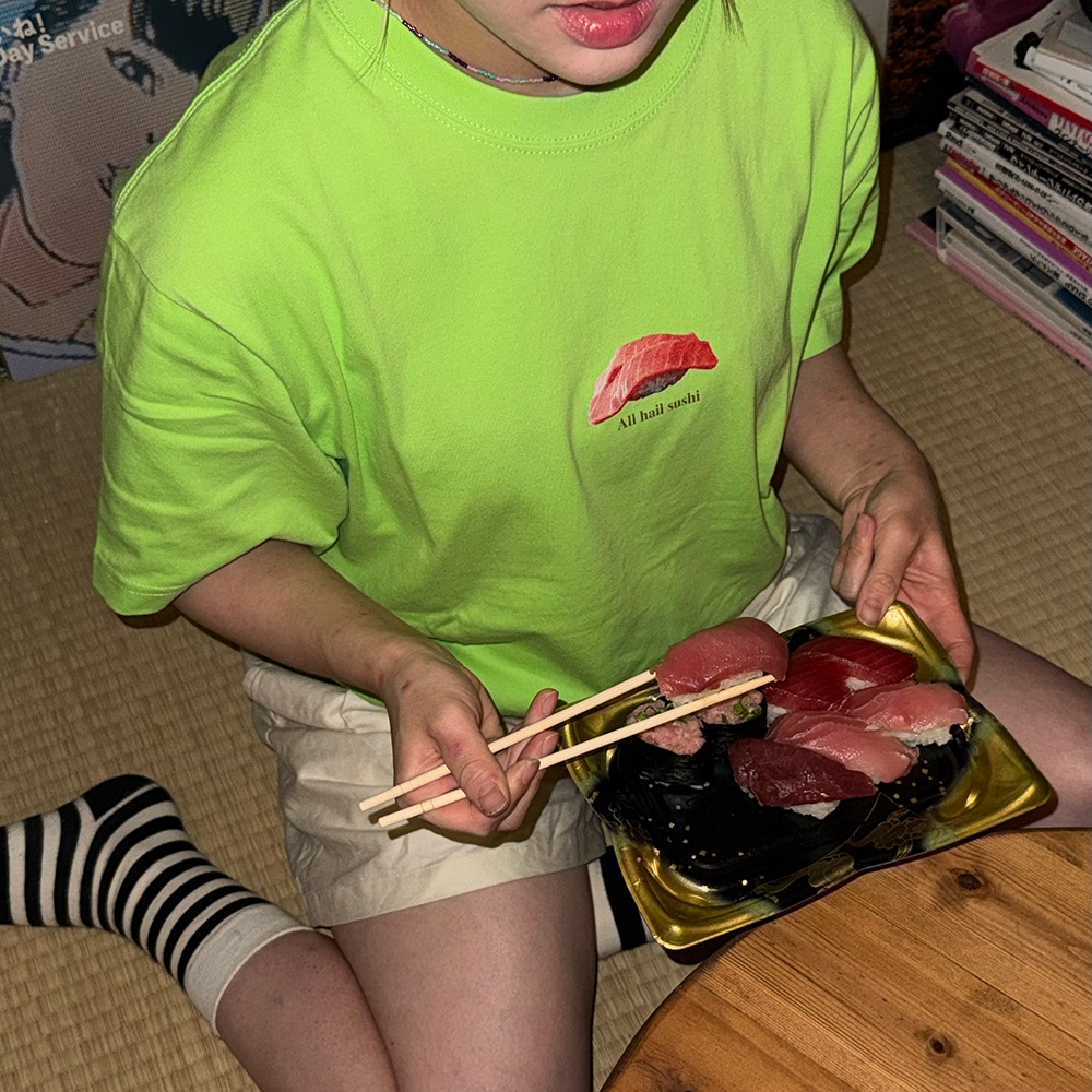 BIN / All Hail sushi T-shirt