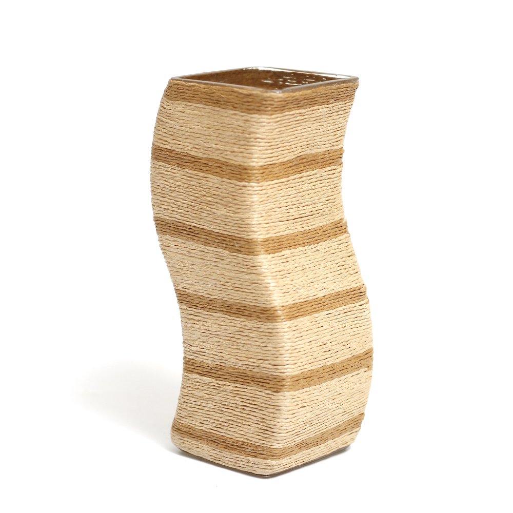 BIN ART /  Straw Flower Vase