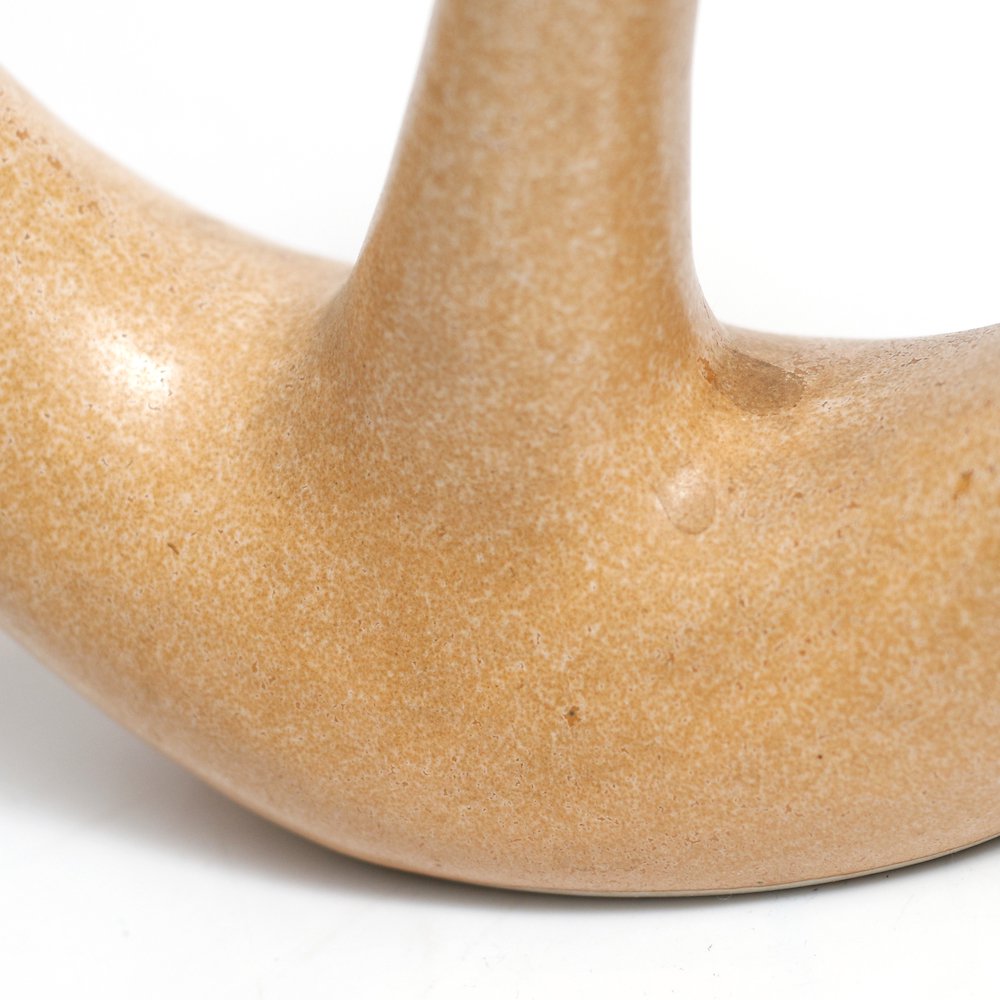 BIN ART /  Curvy Flower vase