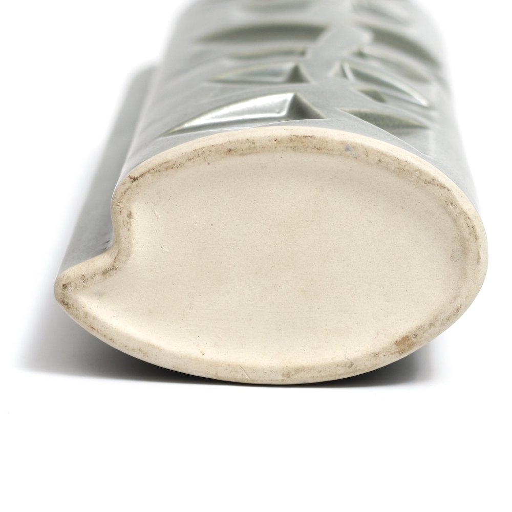 BIN ART /  Ceramic Flower Vase 