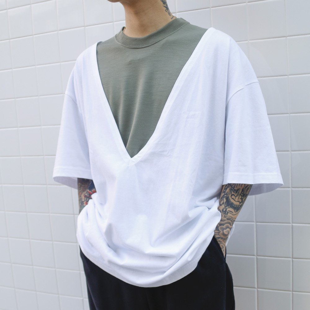 EFILEVOL  / DEEP V Neck T Shirt