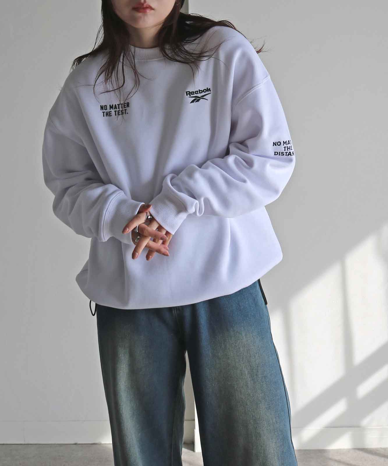 Reebok/リーボック】 別注 3ポイント刺繍裾ドロストクルーネック