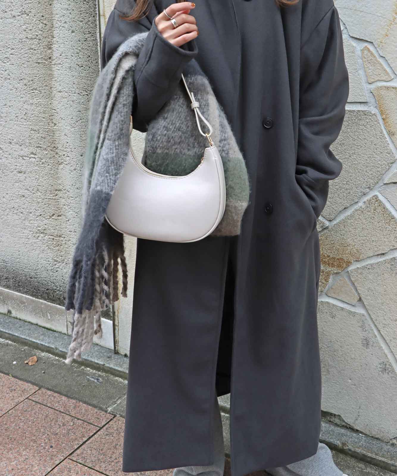 40%OFF】COURO ハーフムーンホーボーバッグ | すべての商品 | Studio