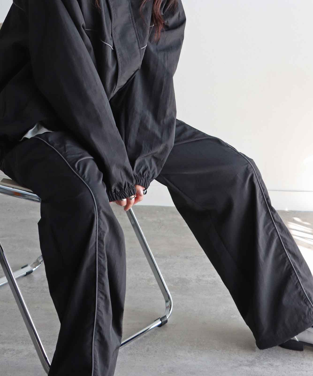 1998AW PLUS InsideOutside Nylon P-Cort美品 30%OFF】COURO パイピングサイドラインナイロンパンツ | BOTTOMS