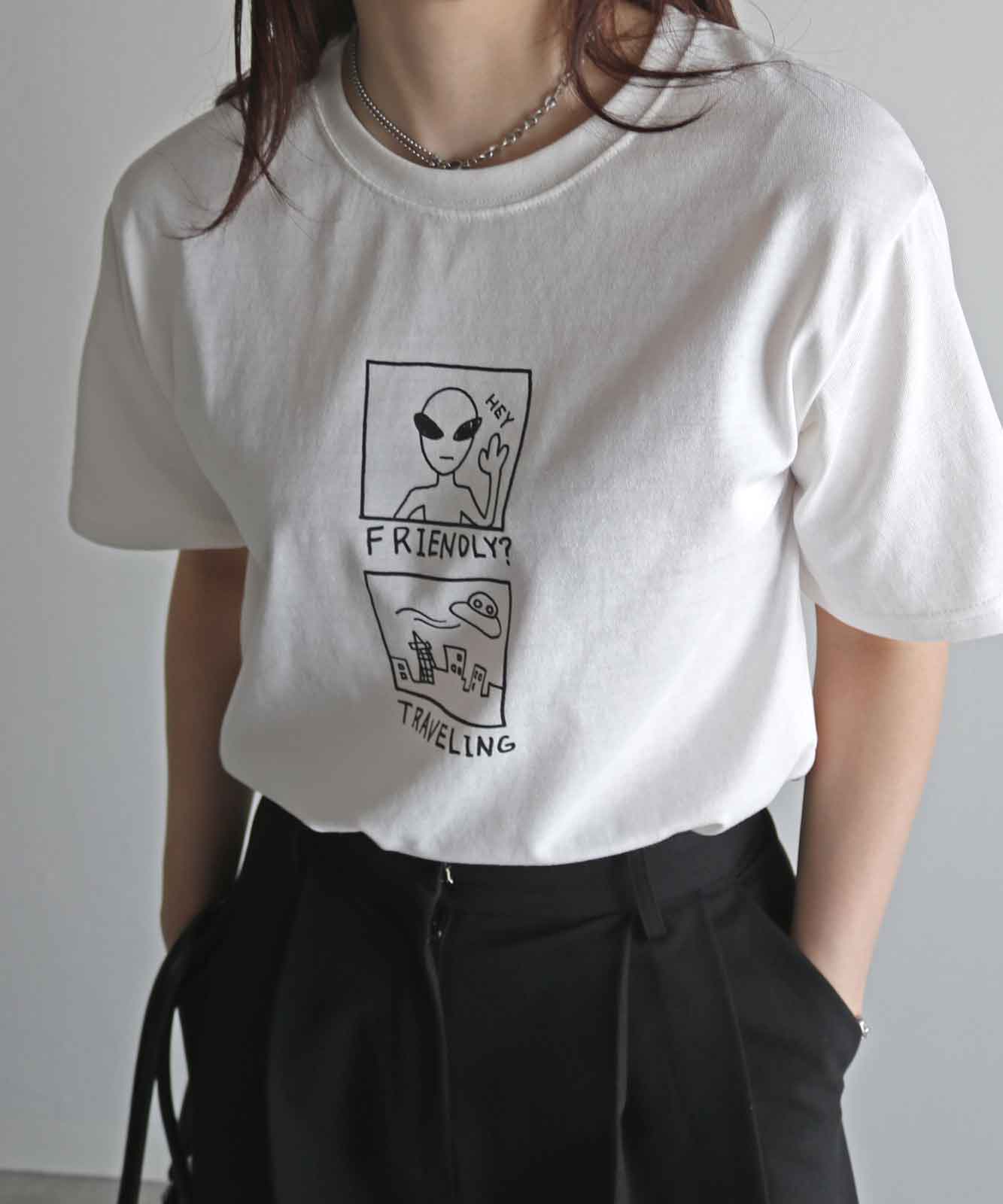 トップス K デザイングラフィックモチーフTシャツ C柄 | TOPS | Studio
