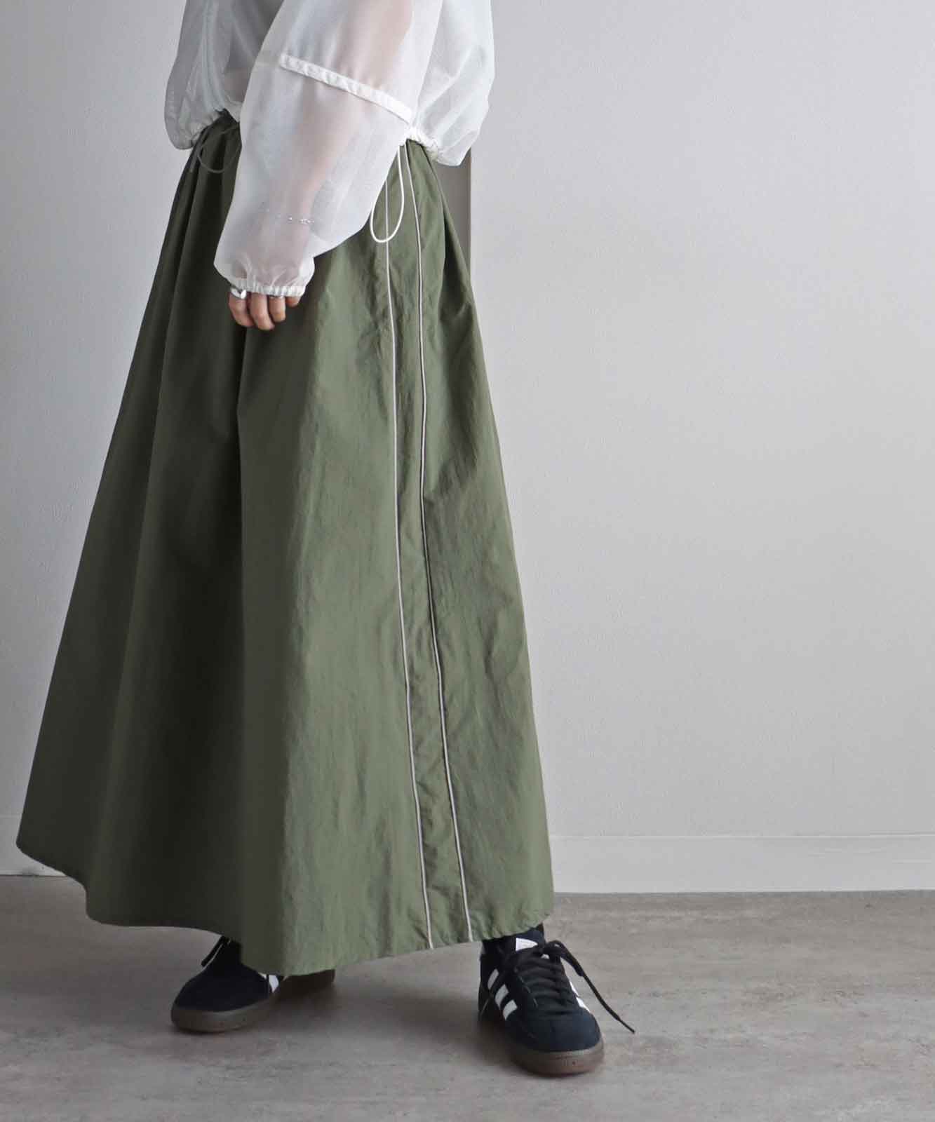 ナイロン ツイルミック ススカート 60%OFF】COURO パイピングサイドラインナイロンスカート