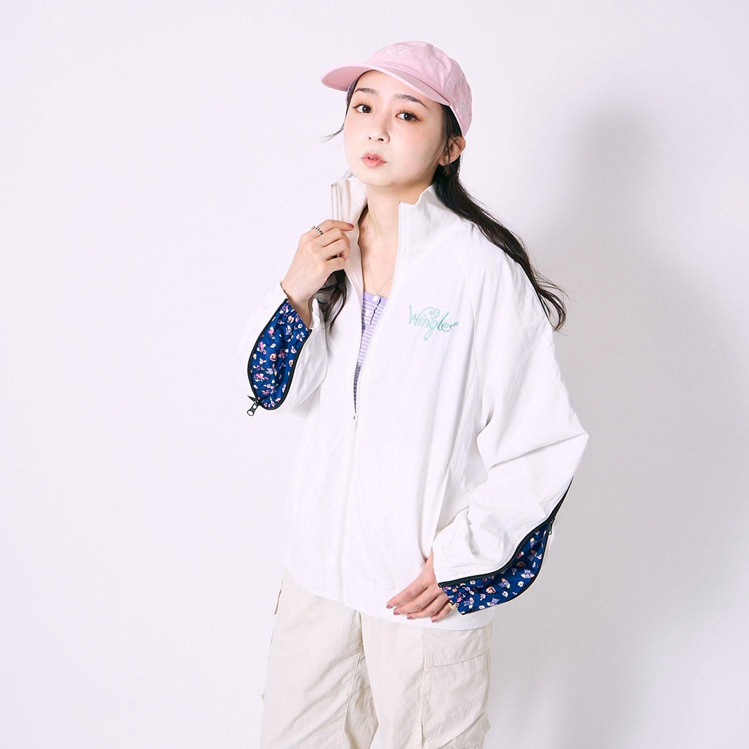 WINGLE TWINKLE ILLUST NYLON ZIP-UP JACKET【WHITE】