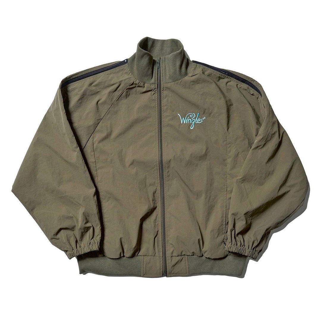 WINGLE TWINKLE ILLUST NYLON ZIP-UP JACKET【OLIVE GREEN】