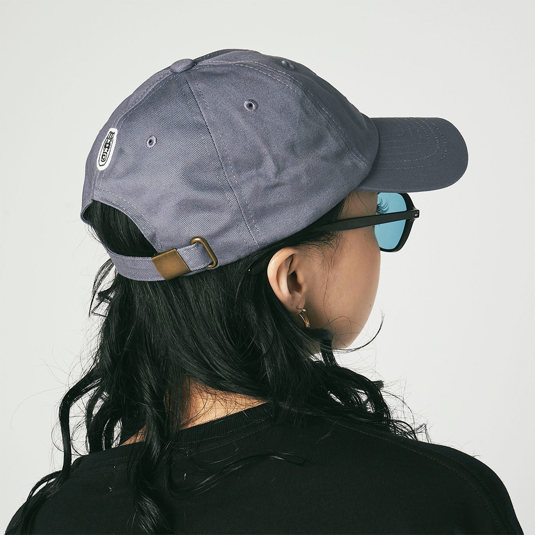 EGUMI SPRAY ART LOGO CAP【STONE BLUE】