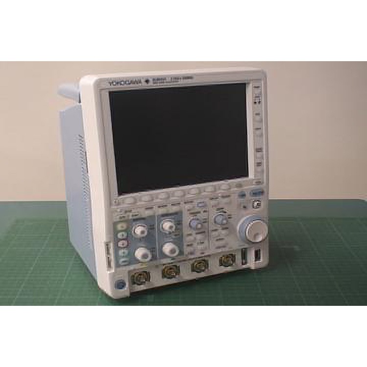 【中古】横河計測 DLM2054 ミックスドシグナルオシロスコープ 7101 30-M-HJ/B5/M1/P4/C11/C9