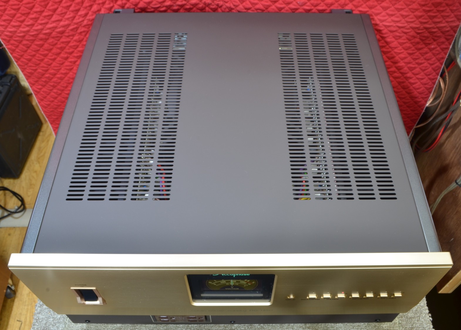 ����ʡ�Accuphase  PS-1250(��Ȣ����)