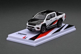 T64-041-WH 1/64 Toyota Hilux White