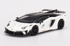 ★予約商品 MINI-GT MGT00467-L 1/64 LB-Silhouette WORKS ランボルギーニ アヴェンタドール GT EVO プレゼンテーション(左ハンドル)