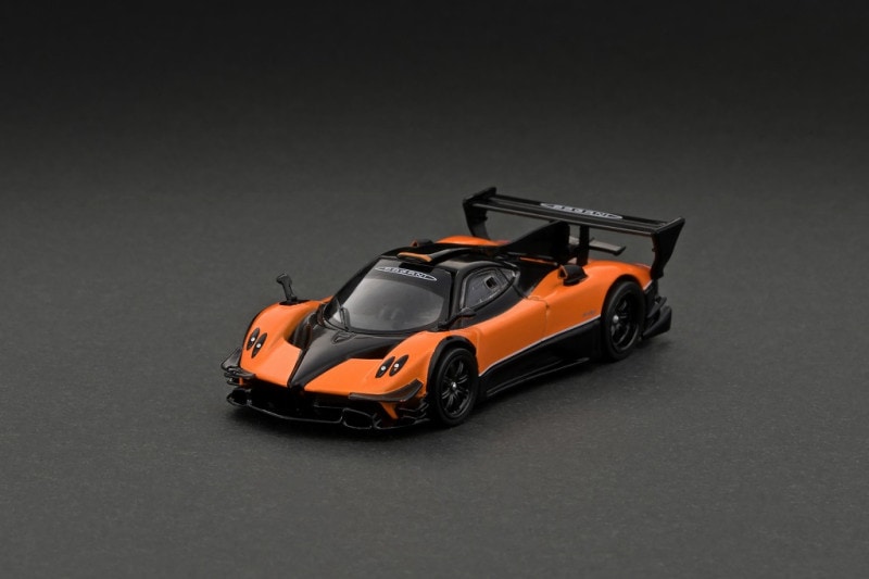 TARMACWORKS　T64G-TL016-OR　1/64　Pagani Zonda Revolución Arancio Saint Tropez