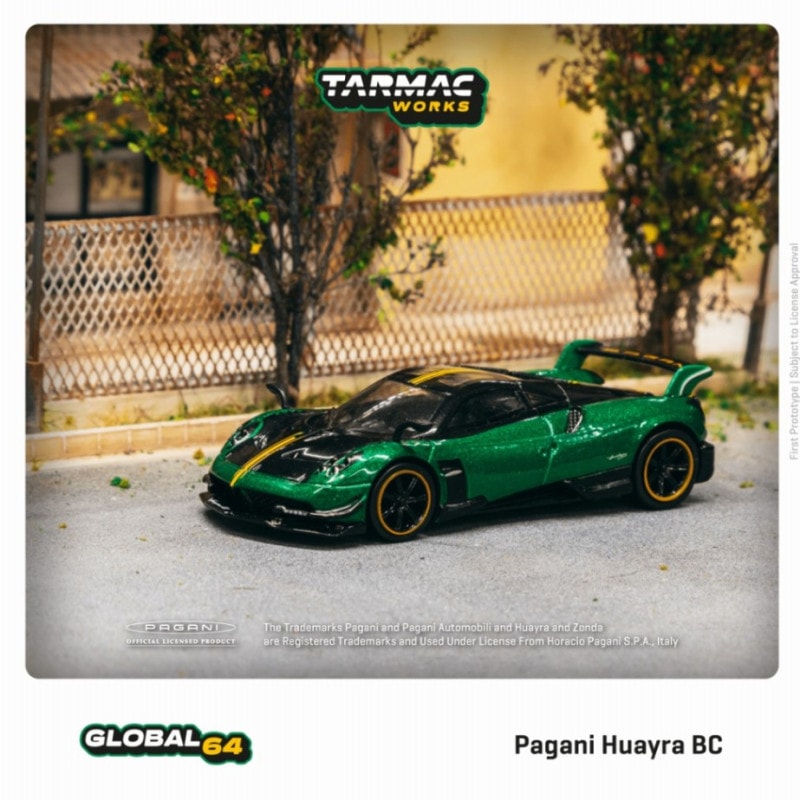 TARMACWORKS　T64G-TL014-GR　1/64　Pagani Huayra BC Trifoglio Verde