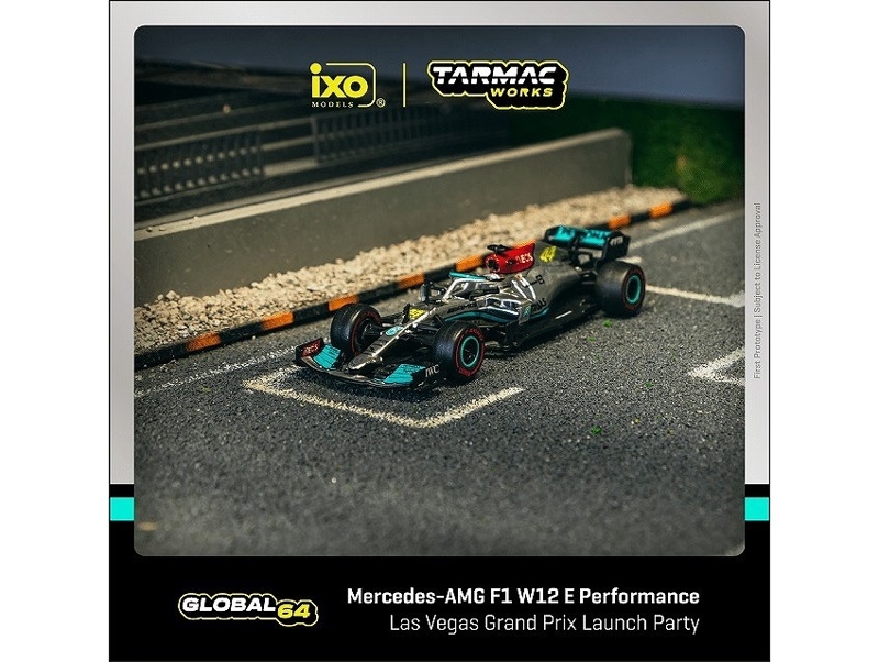 ★予約商品　ターマックワークス　T64G-F037-LV　1/64　Mercedes-AMG F1 W12 E Performance Las Vegas Grand Prix Launch Party