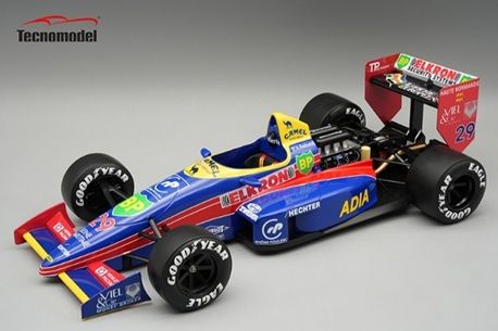 ★予約商品　テクノモデル　TM18-371A　1/18　ラルース ローラ LC88  #29 1988 日本GP 鈴木亜久里