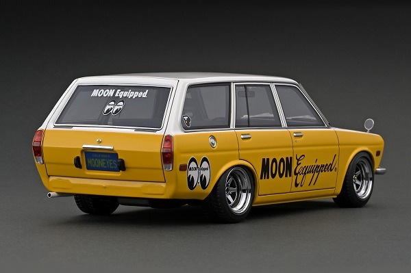 TARMAC WORKS　IG3064　Datsun Bluebird (510) Wagon Yellow / White