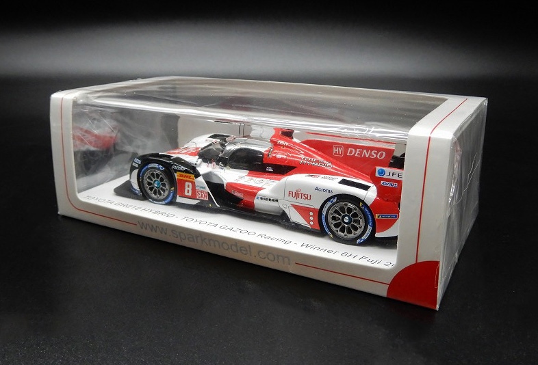 スパーク　SJ103　1/43　TOYOTA GR010 HYBRID No.8 TOYOTA GAZOO Racing Winner 6H Fuji 2022 B. Hartley - R. Hirakawa - S. Buemi