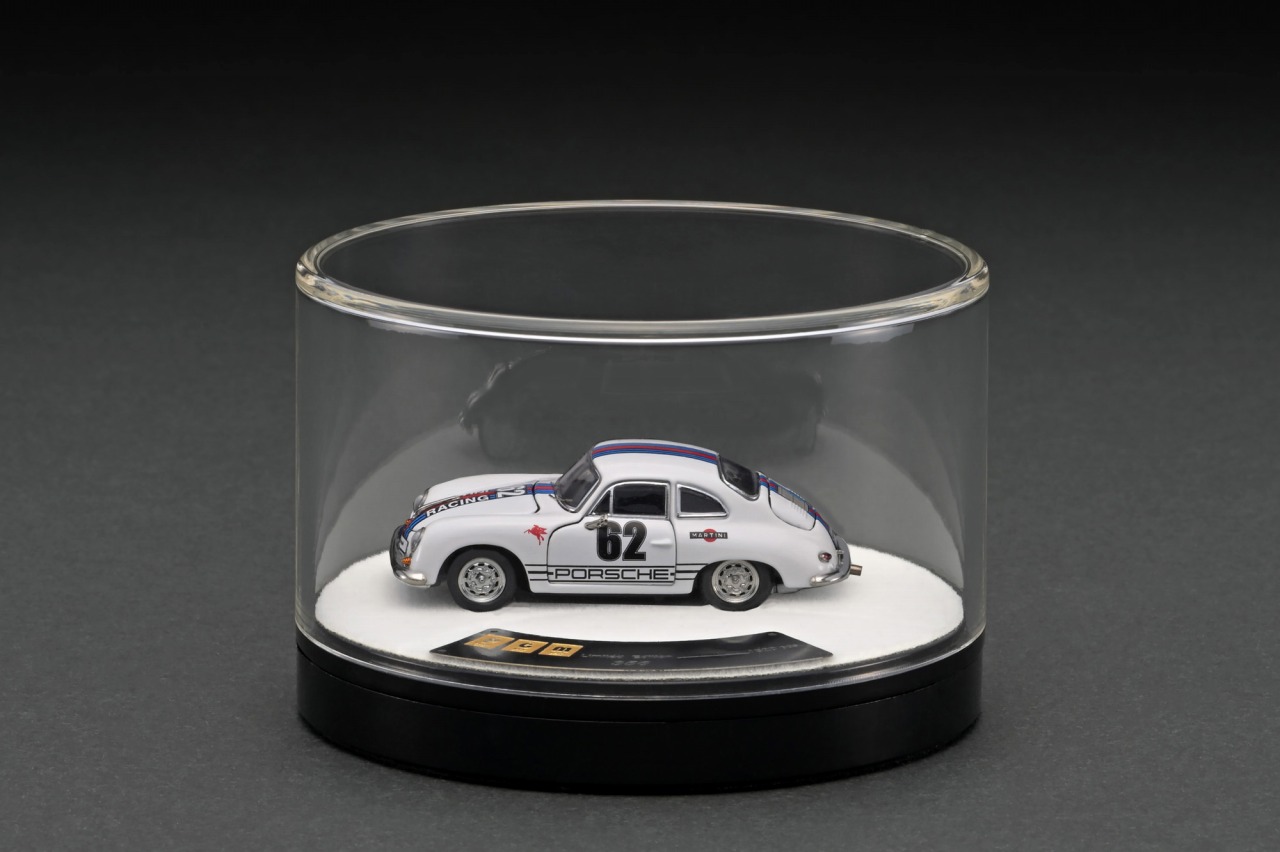 【再受注】　PGM　PGM-640502-2　1/64　Porsche 356 White - Rotating display  ※回転台座バージョン