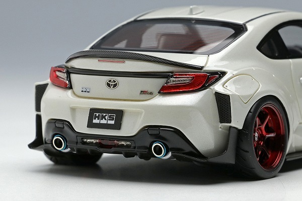 ★予約商品　EIDOLON　EM732　1/43　HKS ドライビングパフォーマー GR86 Type-R (限定150台)