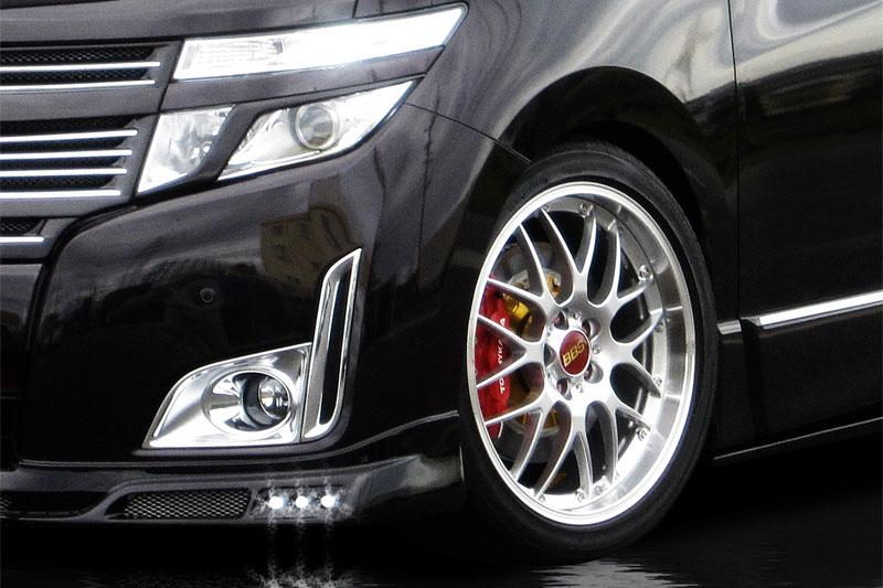 アイラインガーニッシュ　ELGRAND HighWay STAR 前期　*FRP