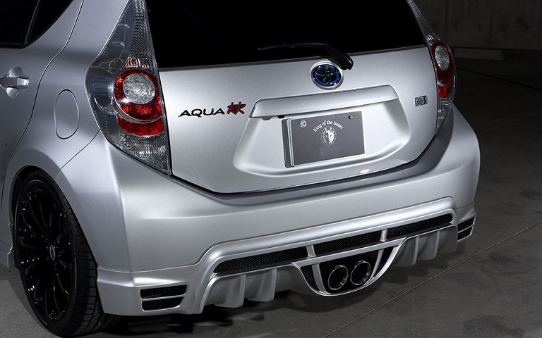 リアアンダースポイラー　10 AQUA 前期　*FRP