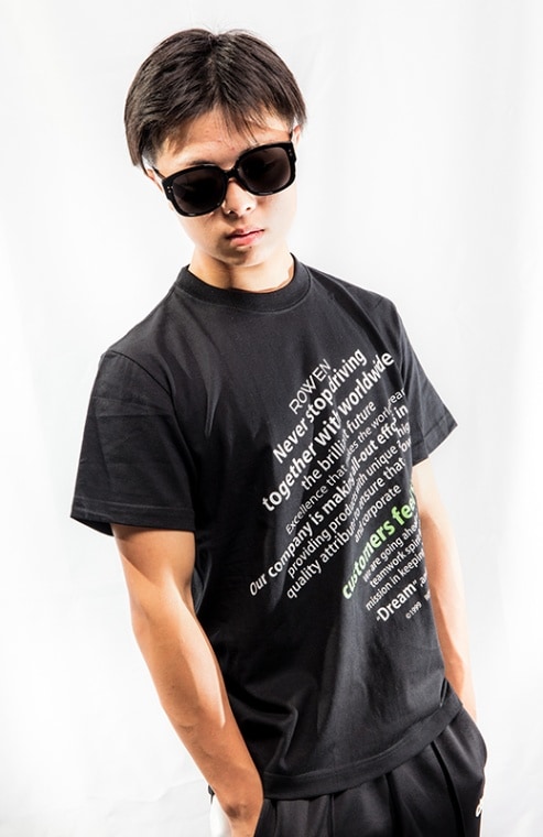 CustomersFeelHappy Ｔシャツ