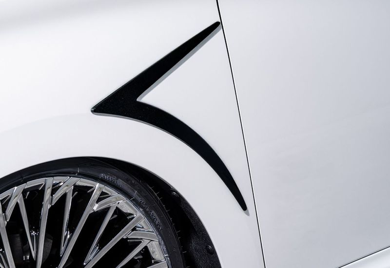 フロントフェンダーエクステンション 40ALPHARD *FRP