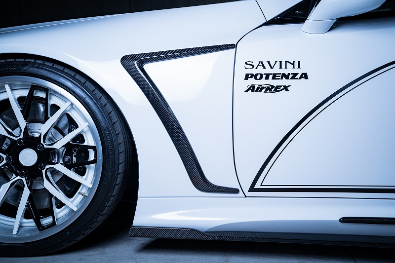 フロントフェンダーエクステンション LC500 Convertible *FRP