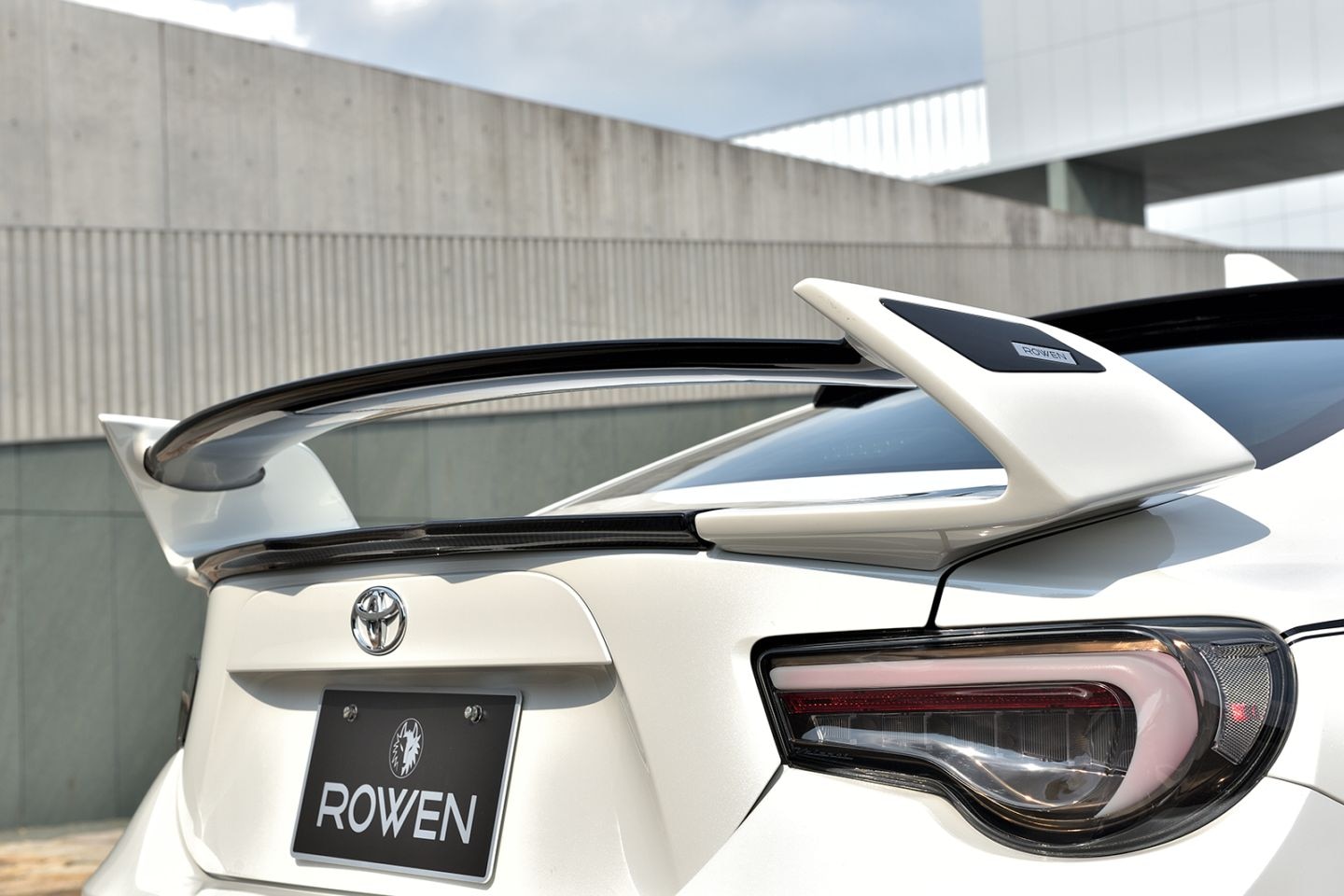 リアウィング*STANDARD MODEL　86/BRZ