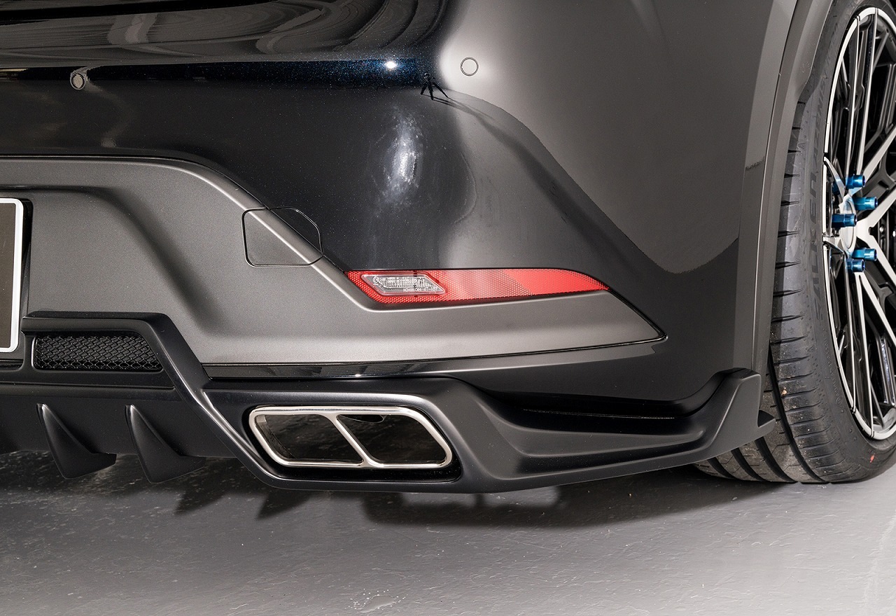 リアアンダースポイラー*マフラーTips付属 60 PRIUS *FRP 