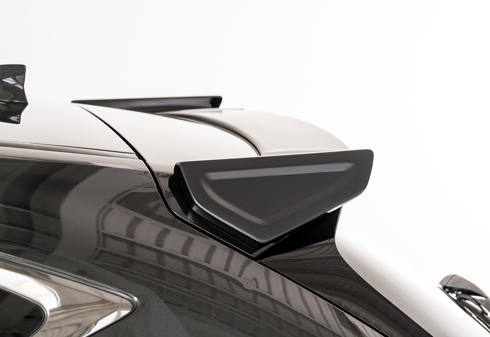 リアウイング*LEDライナー	NX350h　 F SPORT *FRP  *Carbon 