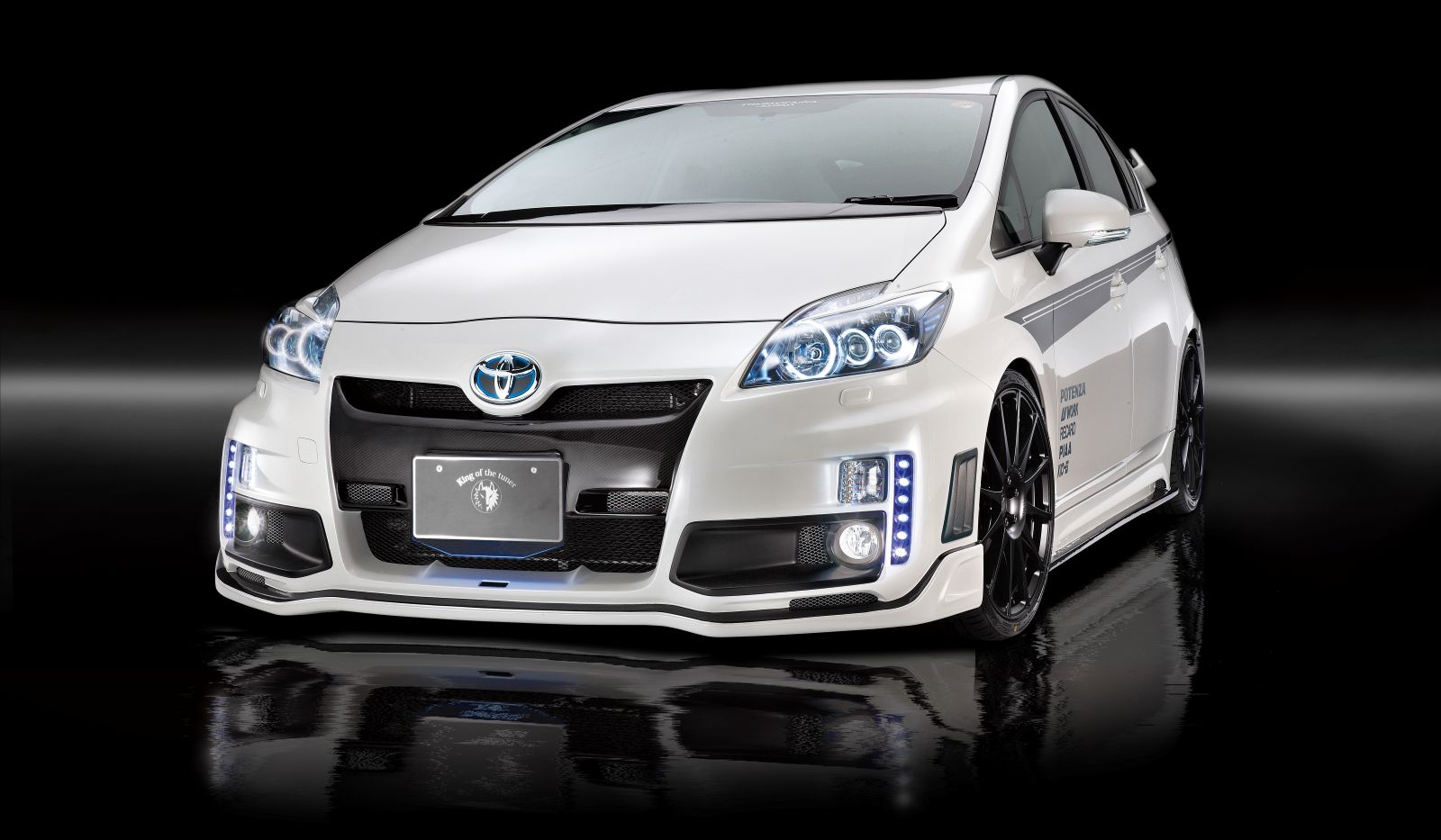 フロントバンパー*LEDランプ付属	30PRIUS前期 *FRP