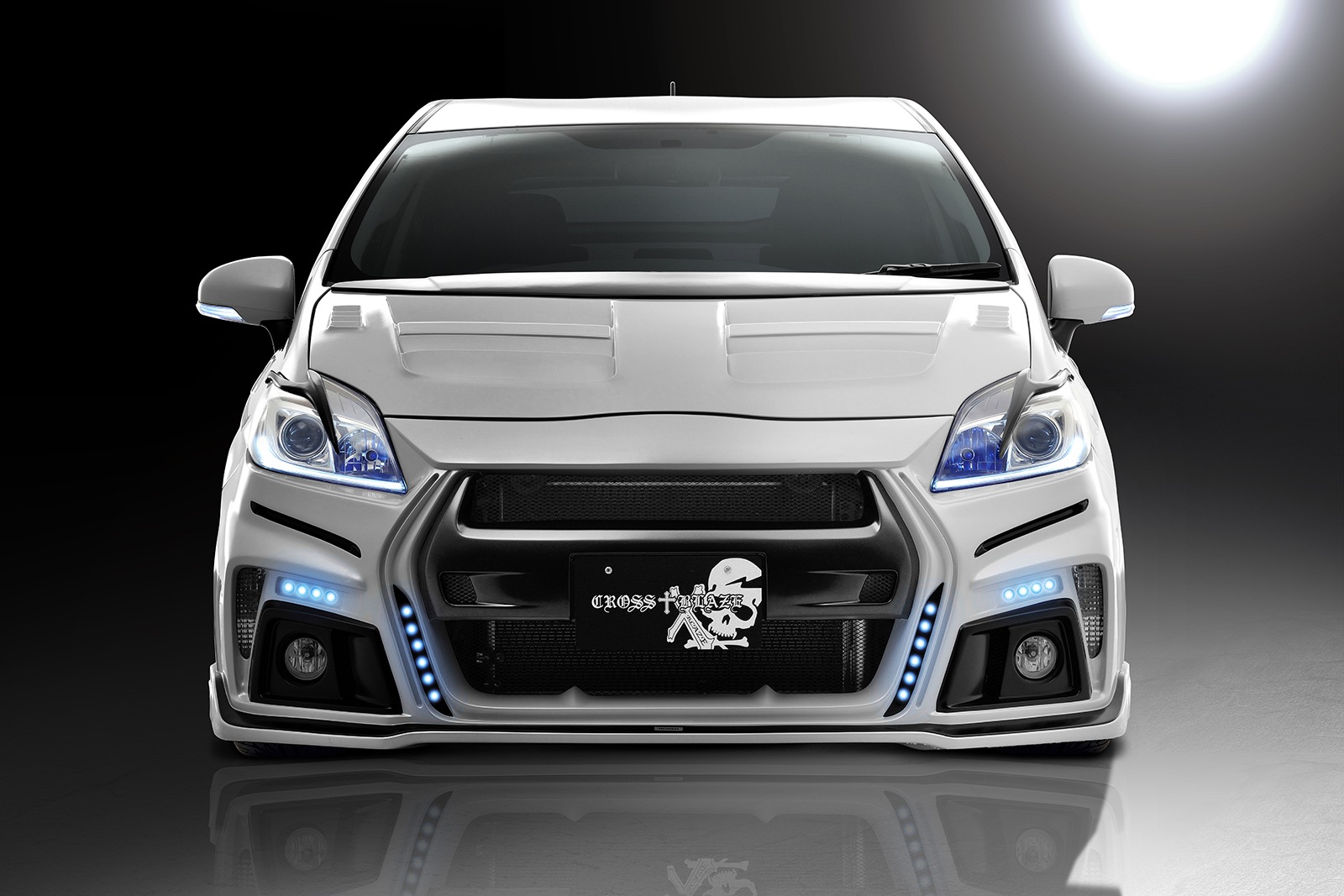 フロントバンパー*LEDランプ付属　30PRIUS 後期*FRP