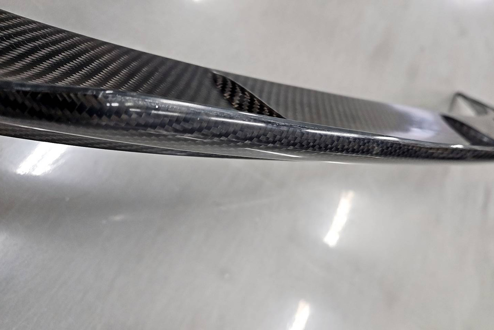 86 トランクスポイラー　【BF】