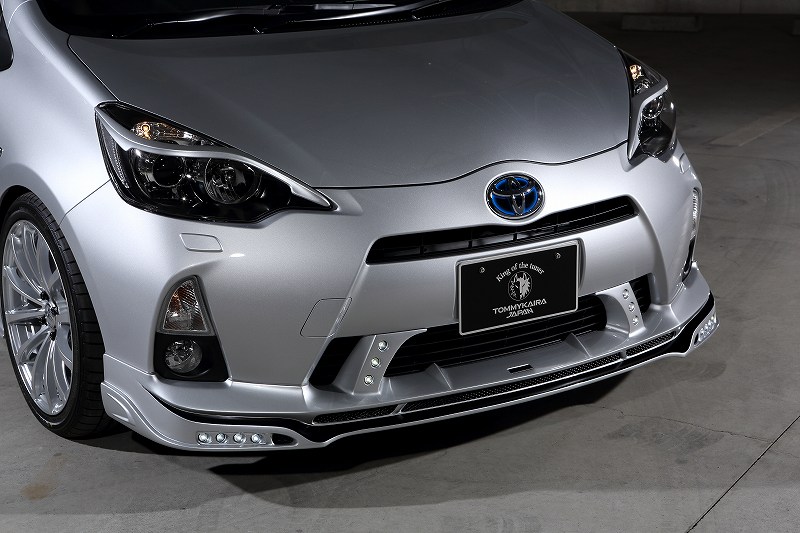 フロントスポイラー Type2*LEDランプ付属(センター+リップ)　10 AQUA 前期　*FRP