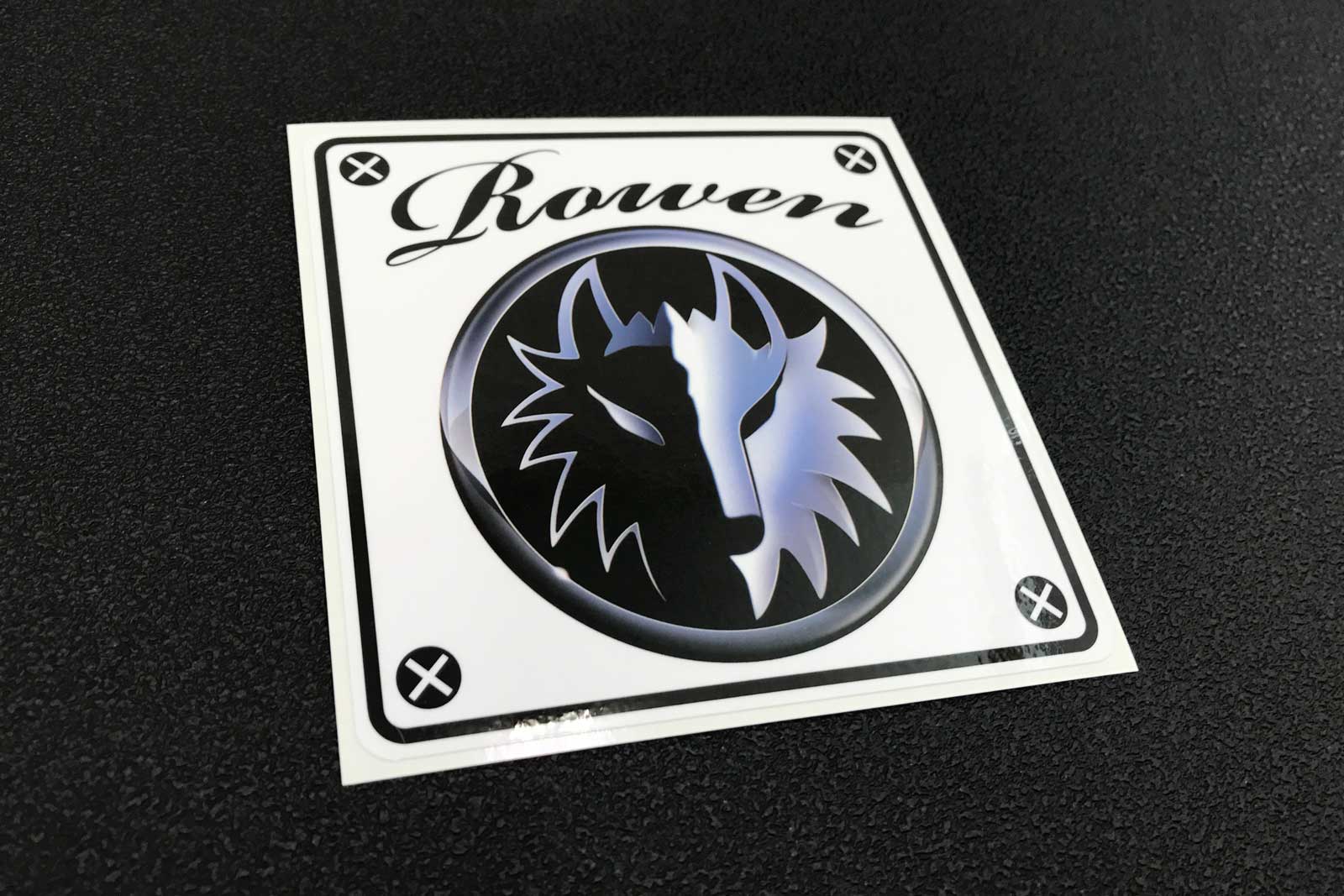 ウルフマーク（正面） 2WAYステッカー｜エアロパーツ、ボディキット