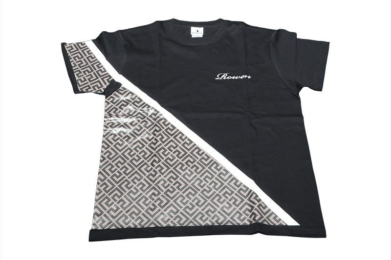 ROWENcorprate VラインTシャツ