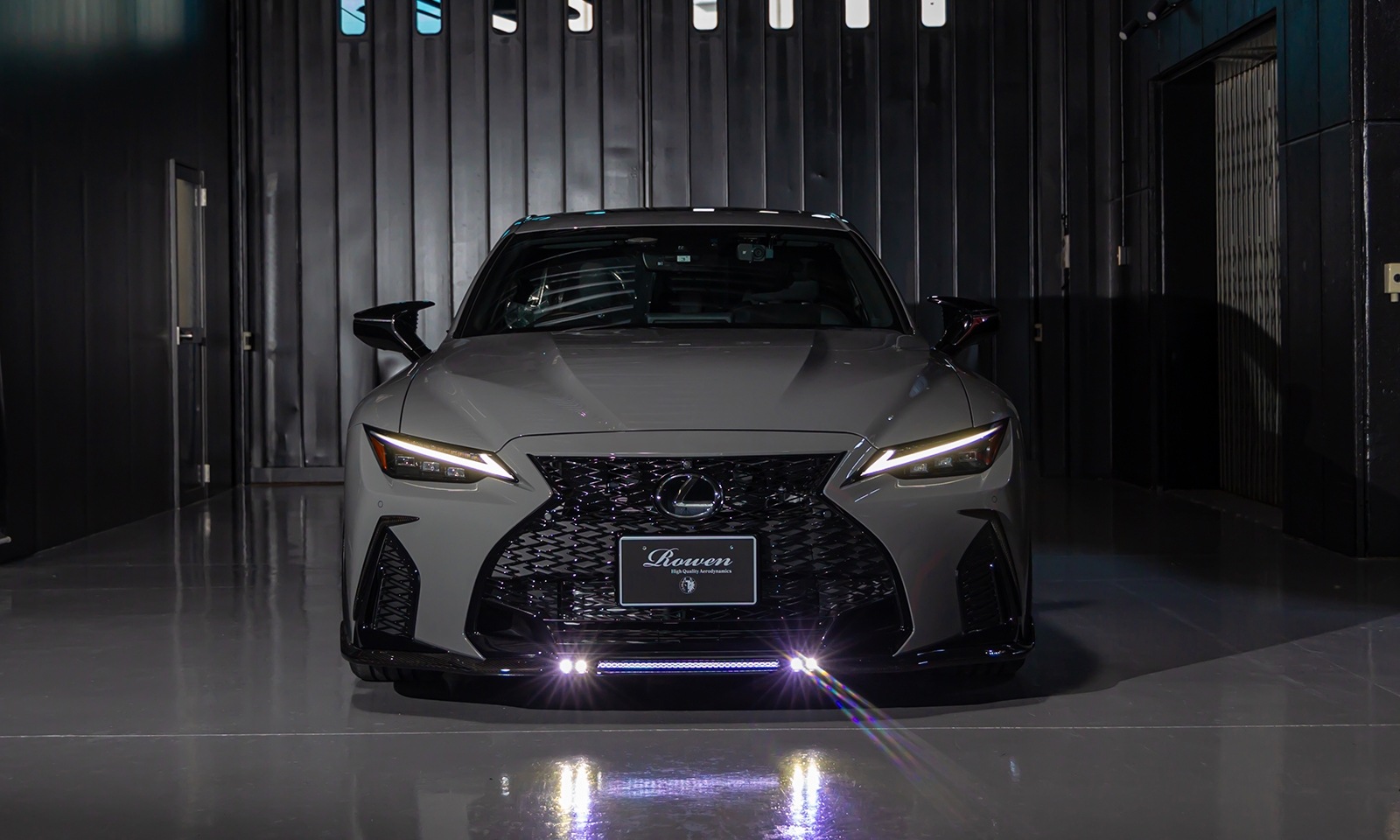 フロントスポイラー*LEDランプ IS500 F-SPORT *FRP