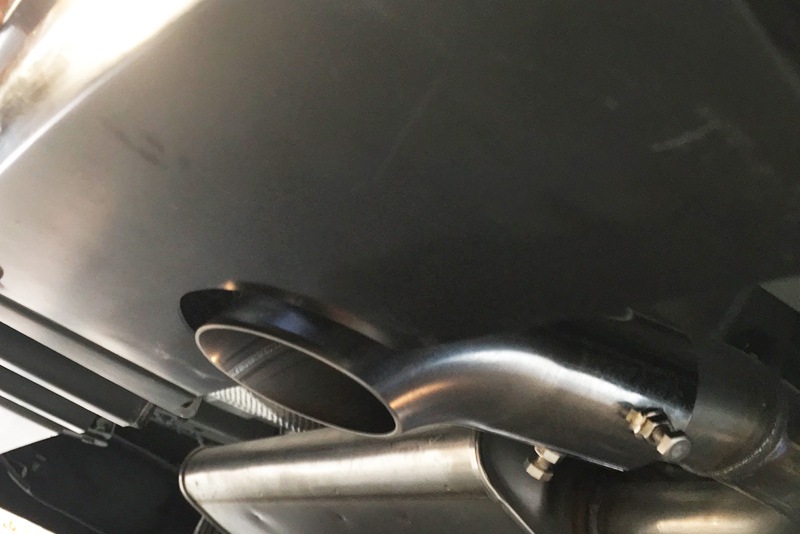 マフラーカッター