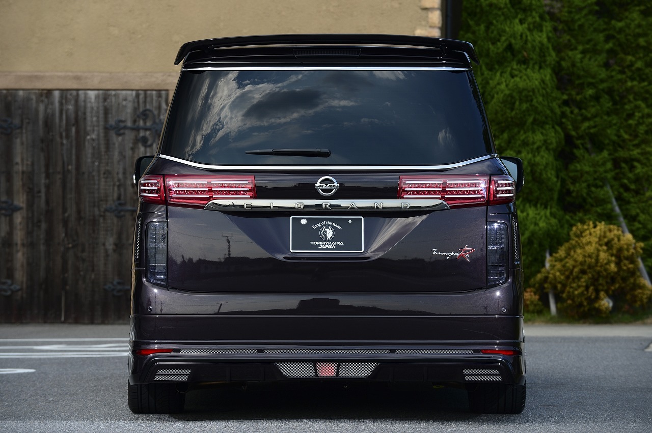 リアアンダースポイラー*マフラーレス仕様　ELGRAND HighWay STAR 前期/後期　*FRP