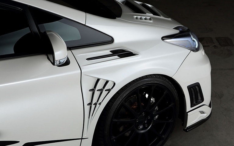 フロントフェンダー 30PRIUS *FRP