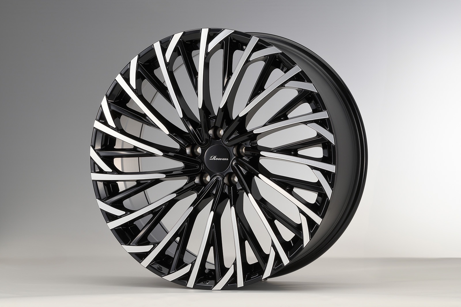 Flamme Ignite/Black Polish/ SIZE: 20×8.5J 5/120 INSET 42