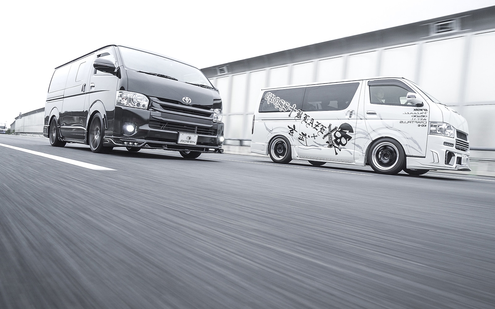 ルーフスポイラー WIDE / 200HIACE 4型